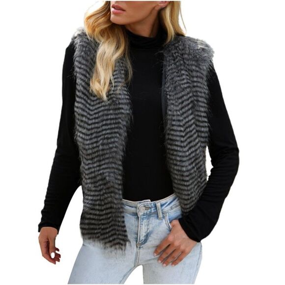 Hot Kiss Faux Fur Reversible Teddy Vest Size Large - Picture 2 of 12